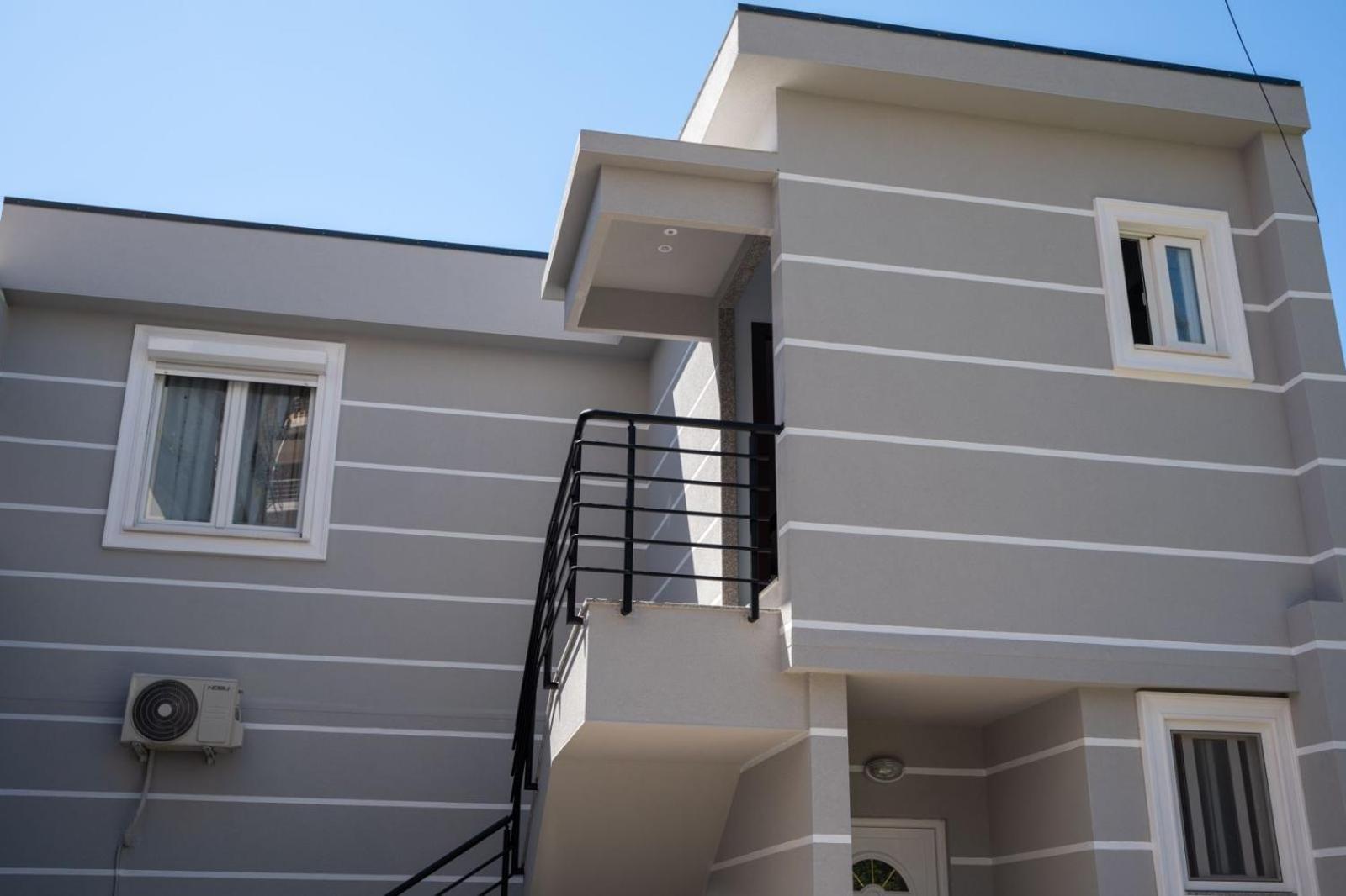 Roel Apartments Sarandë Exterior foto